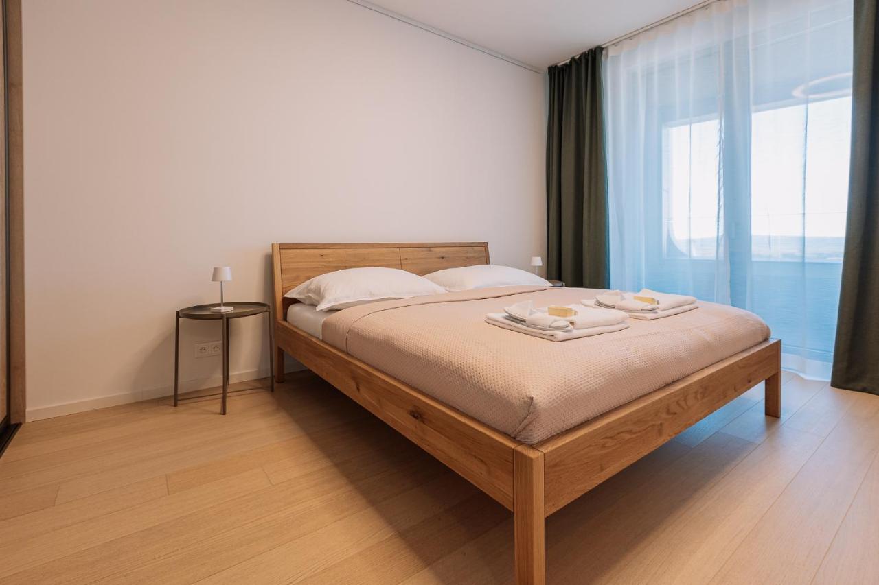 Skau Coral Residence In Sky Park 22 Floor 1Tower Panoramic View Free Parking 布拉迪斯拉发 外观 照片