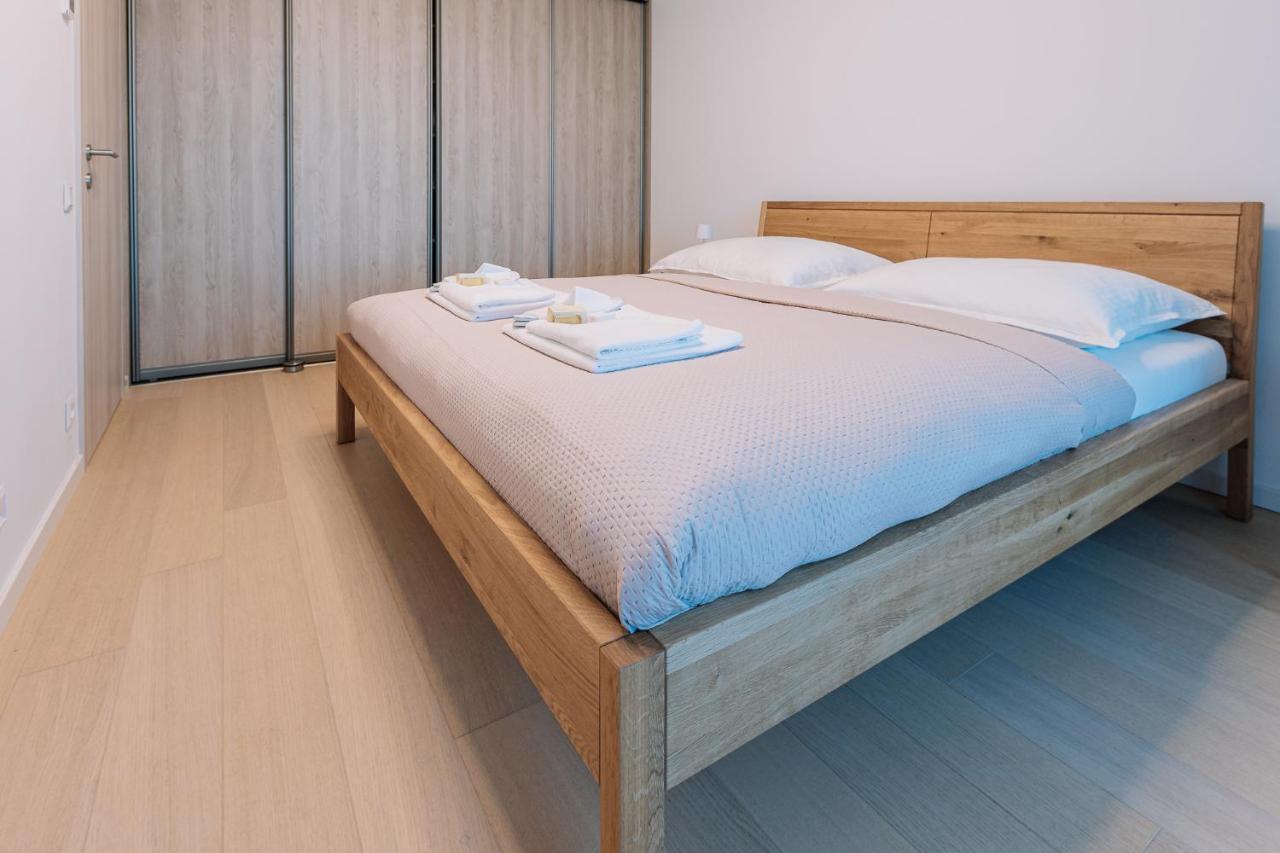 Skau Coral Residence In Sky Park 22 Floor 1Tower Panoramic View Free Parking 布拉迪斯拉发 外观 照片